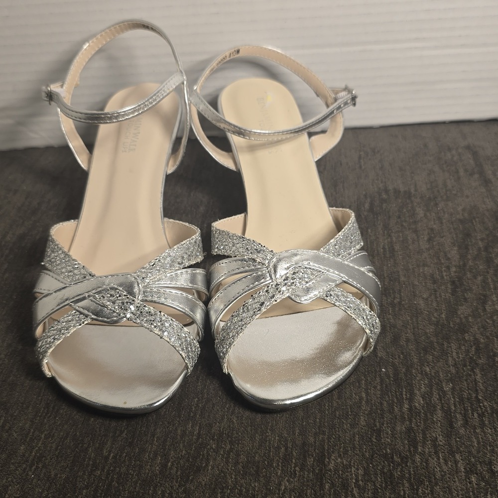 Benjamin Walk Lena Touch Ups Womens 8M Sandals Silver Metallic Glitter Kitten